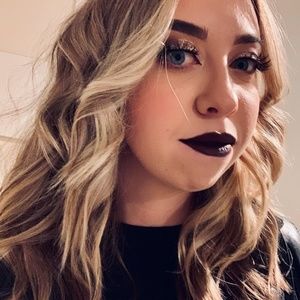 Meet your Posher, Ellen